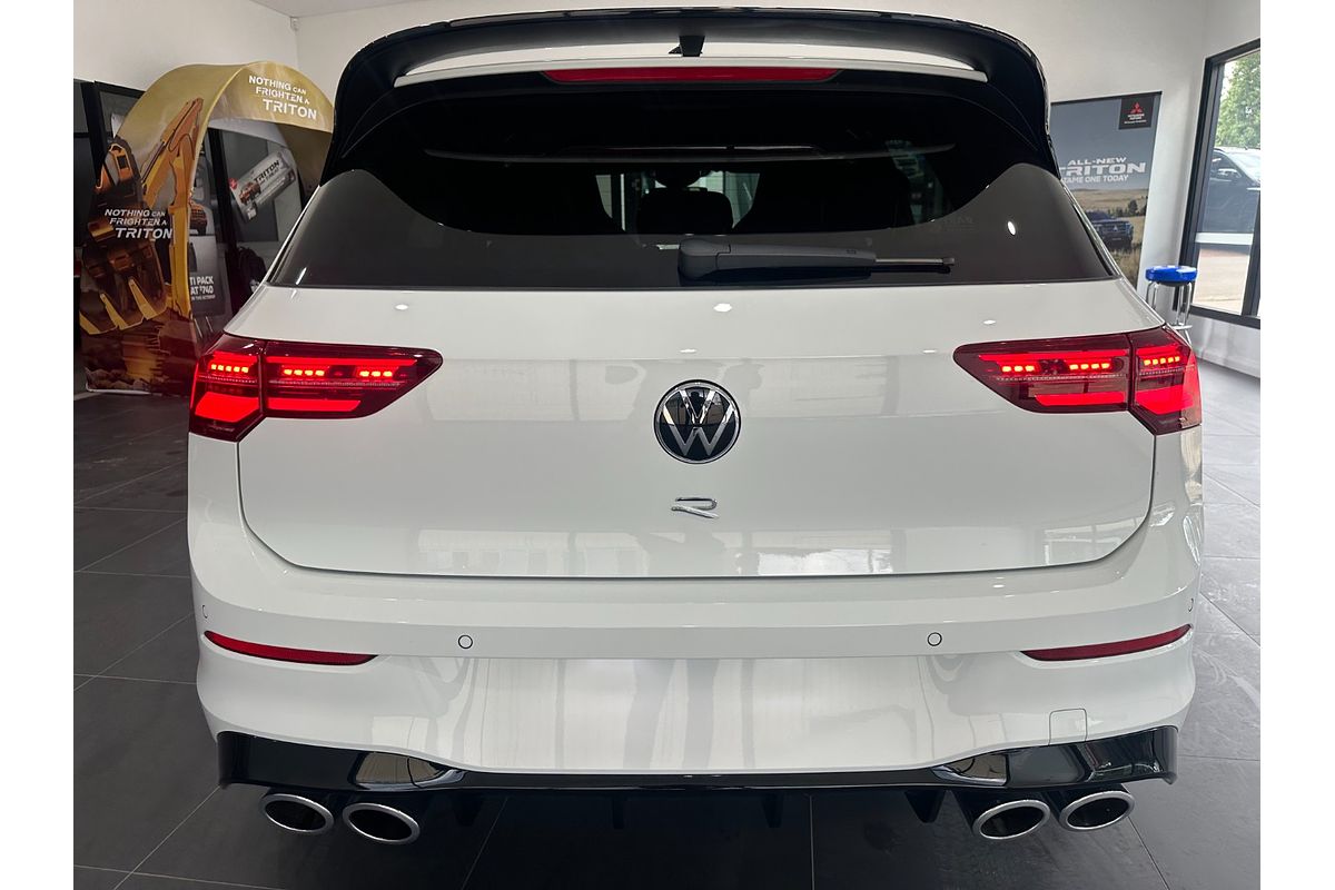 2024 Volkswagen Golf R 8