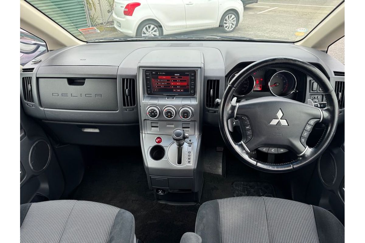 2007 Mitsubishi DELICA D5