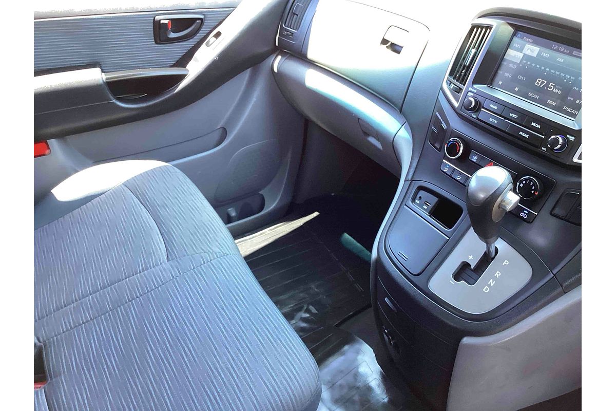 2017 Hyundai iLoad TQ3-V Series II