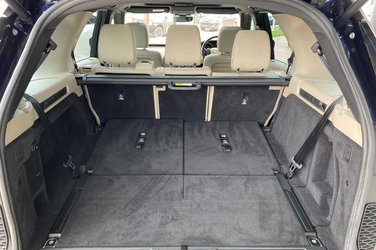 2017 Land Rover DISCOVERY TD6 S Series 5