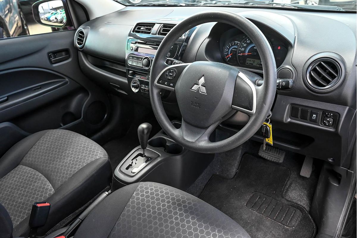 2015 Mitsubishi Mirage ES LA