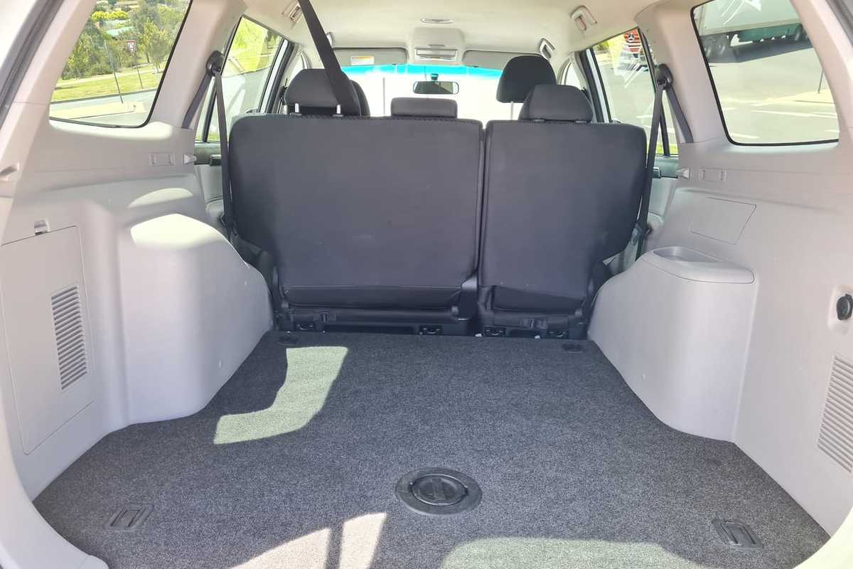 2015 Mitsubishi CHALLENGER PC