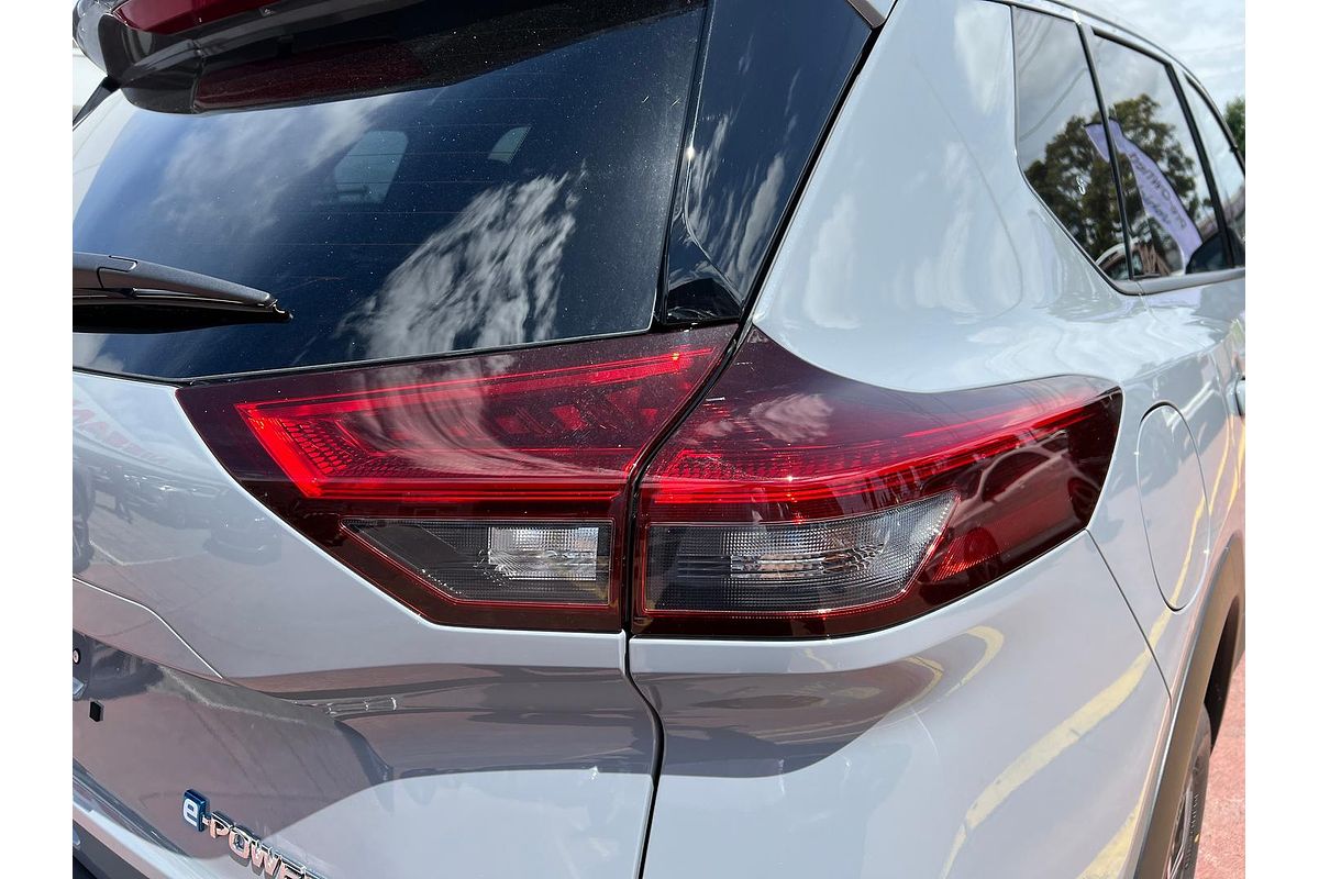 2024 Nissan X-TRAIL ST-L e-POWER T33