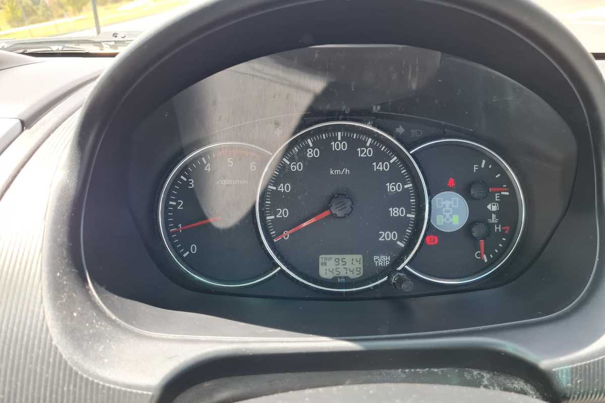 2015 Mitsubishi CHALLENGER PC