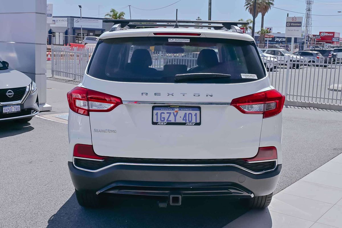 2018 SsangYong Rexton EX Y400