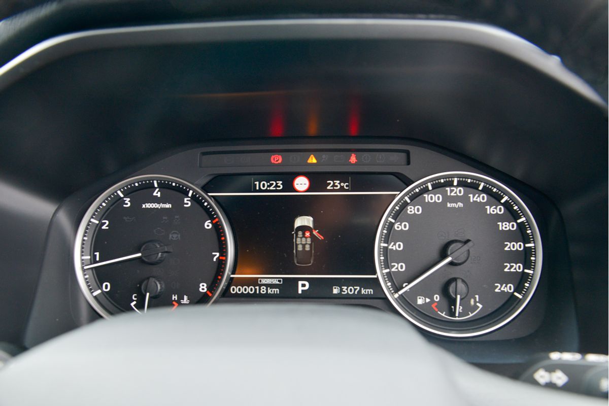 2024 Mitsubishi Outlander LS ZM