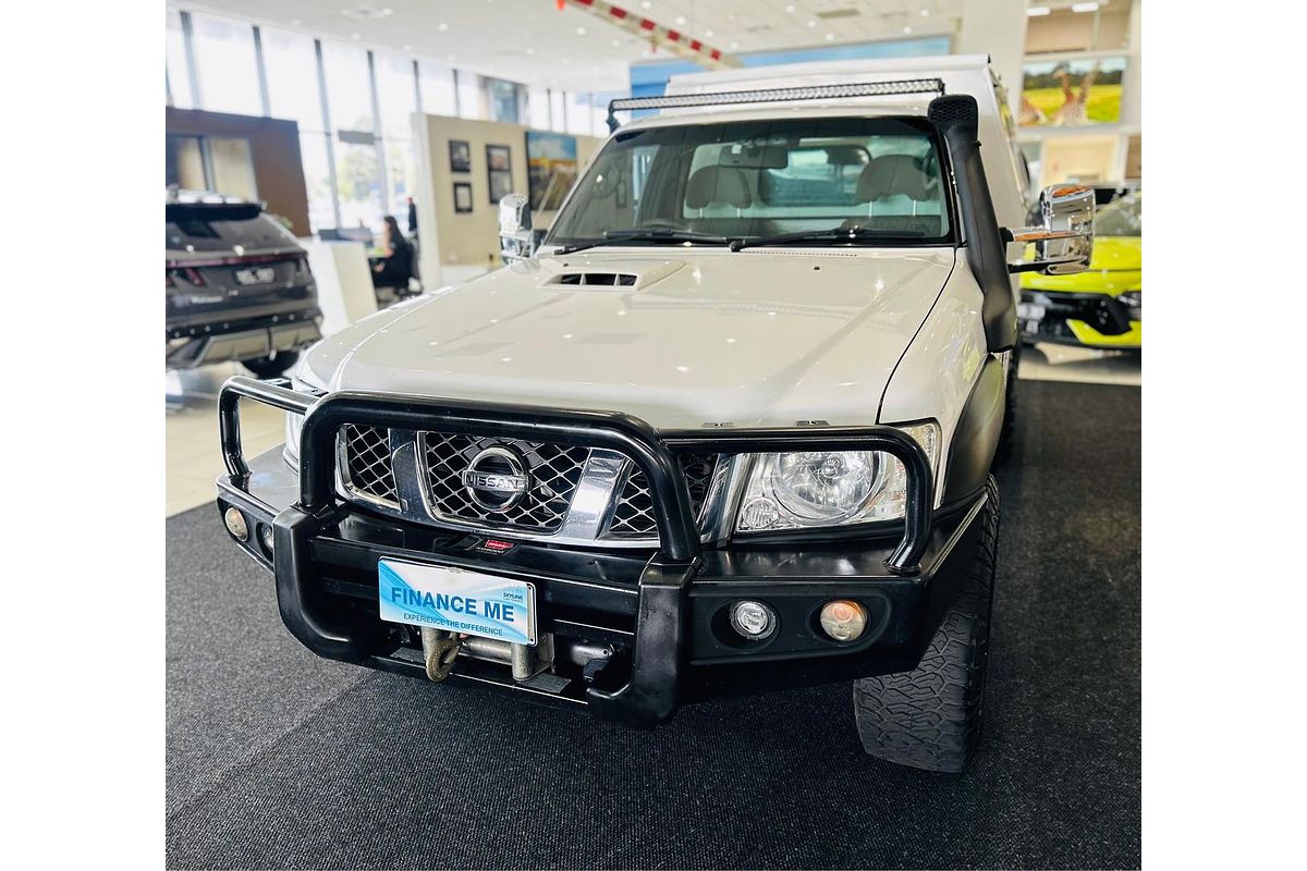 2015 Nissan Patrol ST Series 5 4X4