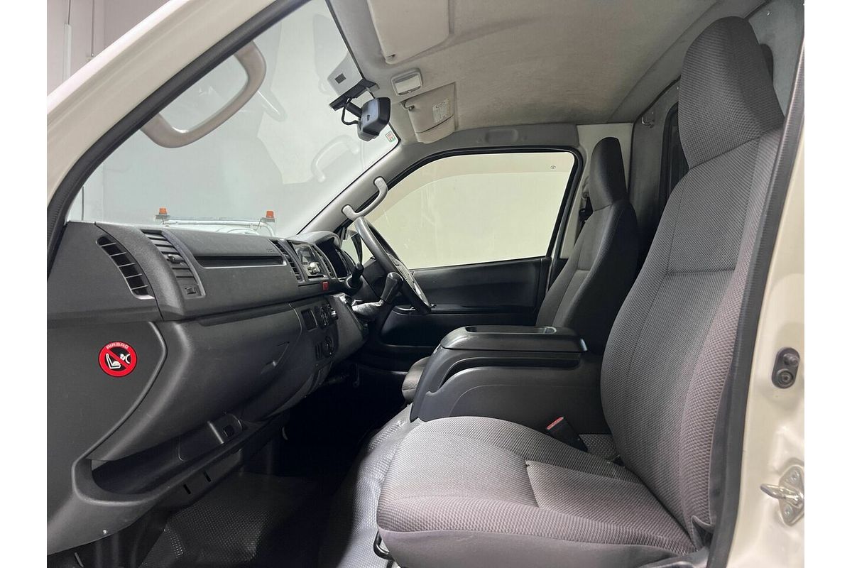 2016 Toyota Hiace KDH201R LWB