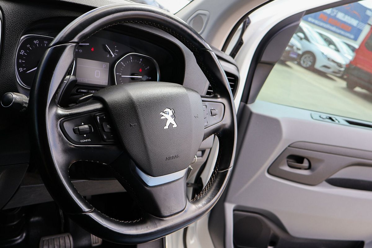 2022 Peugeot Expert Pro K0 SWB