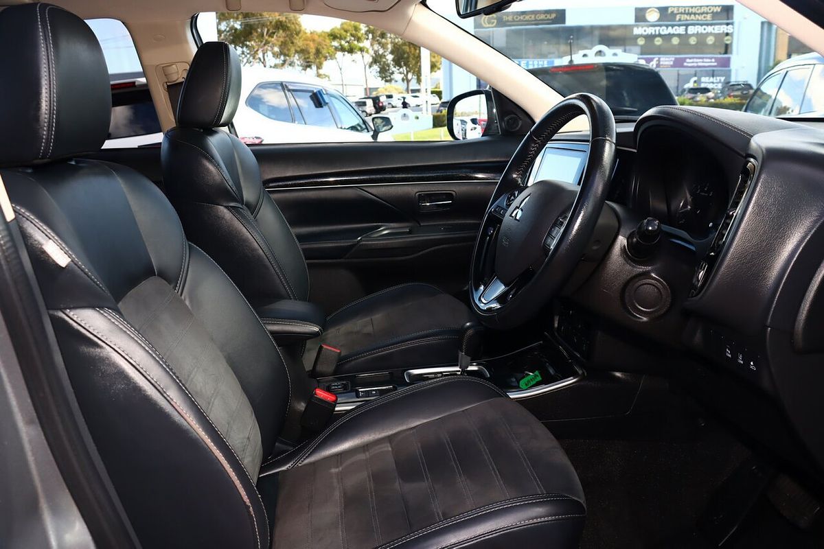 2020 Mitsubishi Outlander LS ZL
