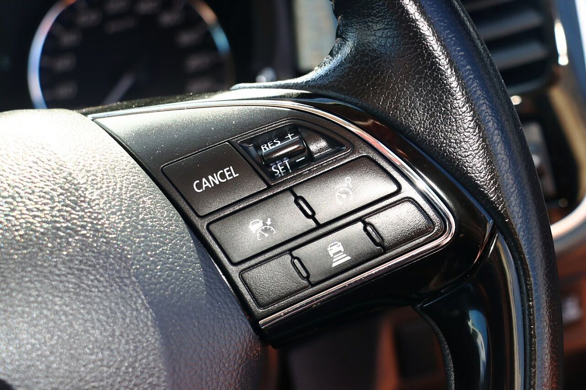 2020 Mitsubishi Outlander LS ZL