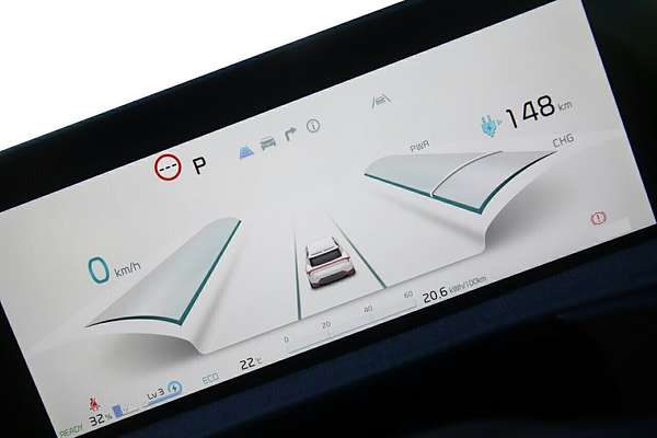 2023 Kia EV6 Air CV