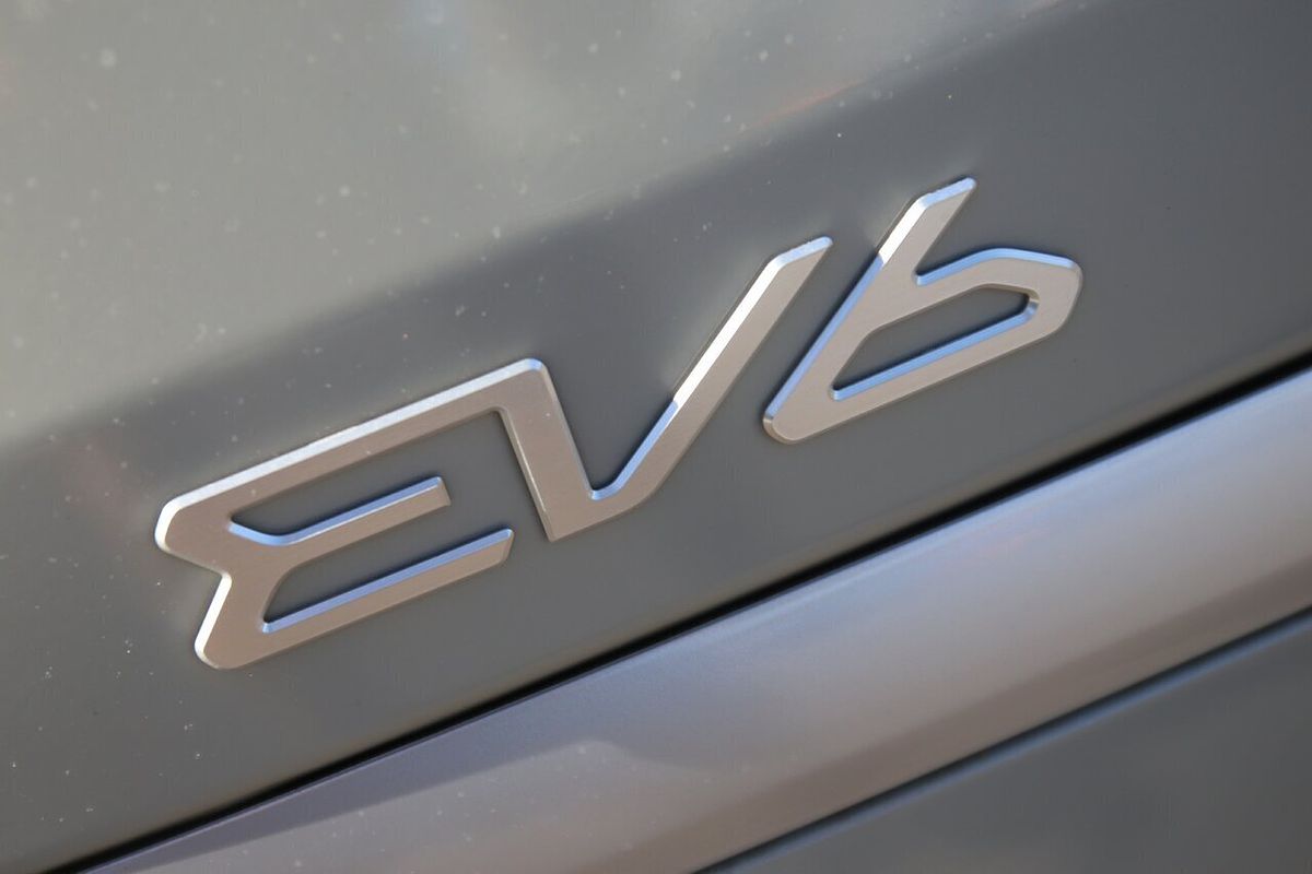 2023 Kia EV6 Air CV
