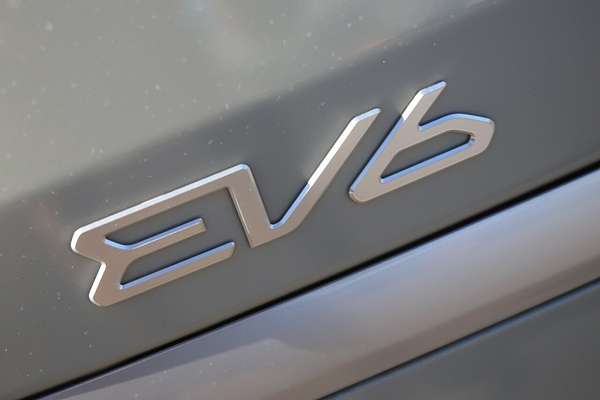 2023 Kia EV6 Air CV