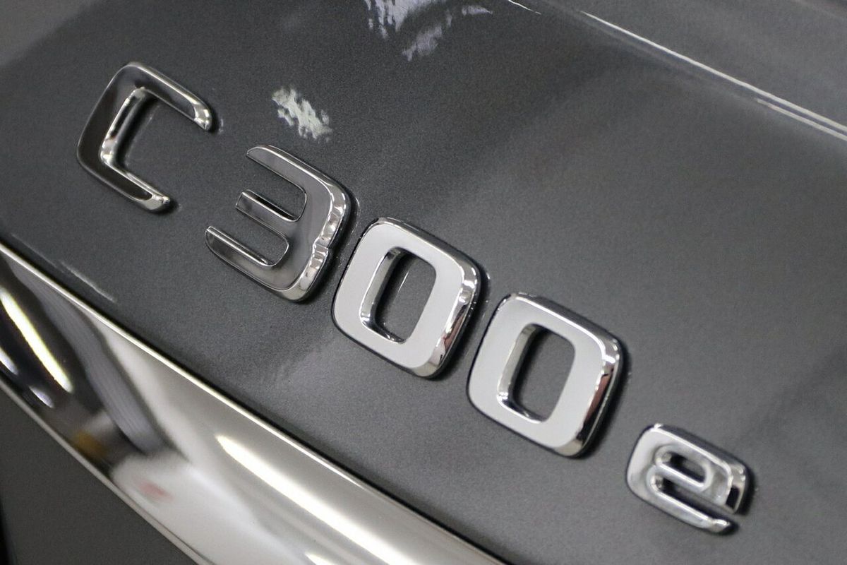 2020 Mercedes-Benz C-Class C300 e W205