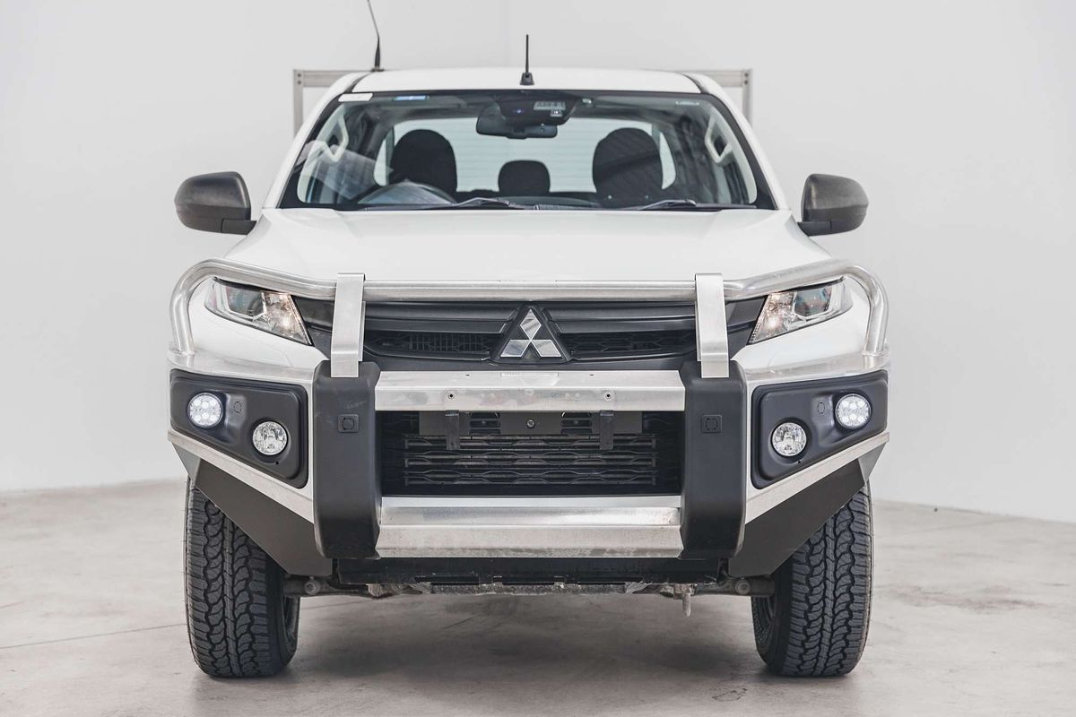 2019 Mitsubishi Triton GLX ADAS MR 4X4