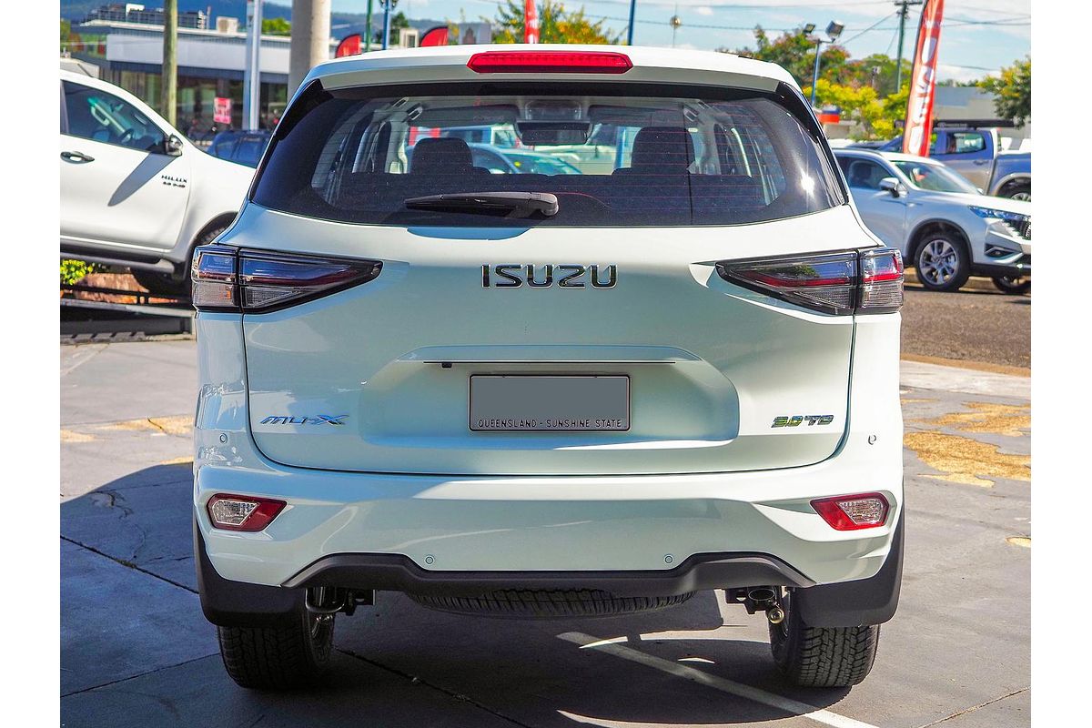 2022 Isuzu MU-X LS-T