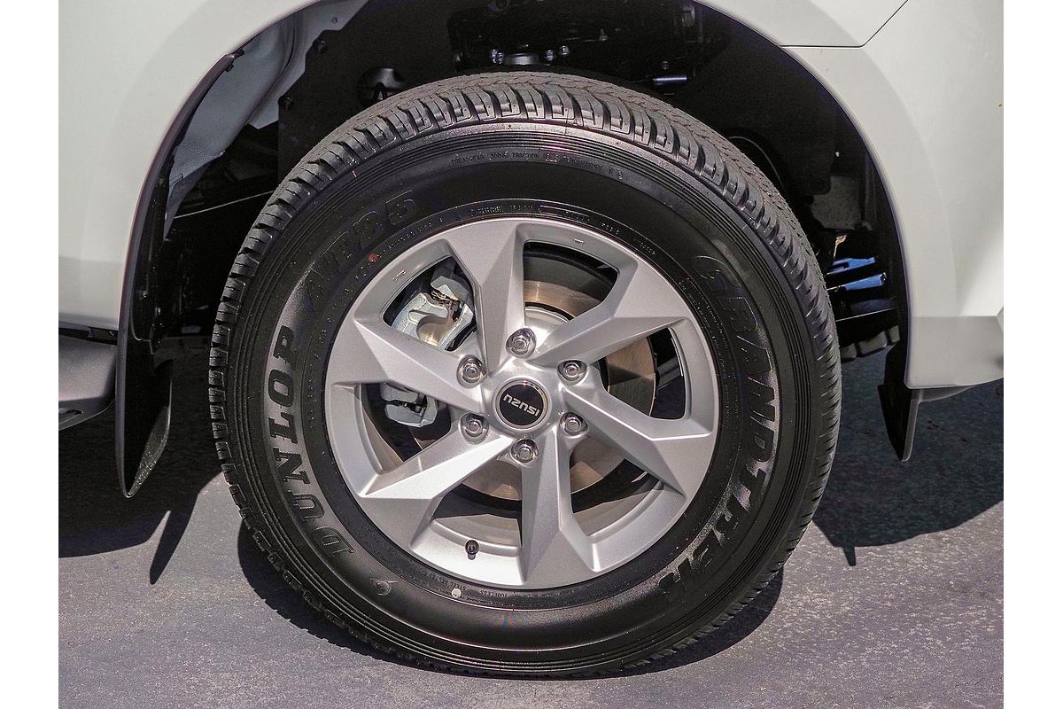 2022 Isuzu MU-X LS-T
