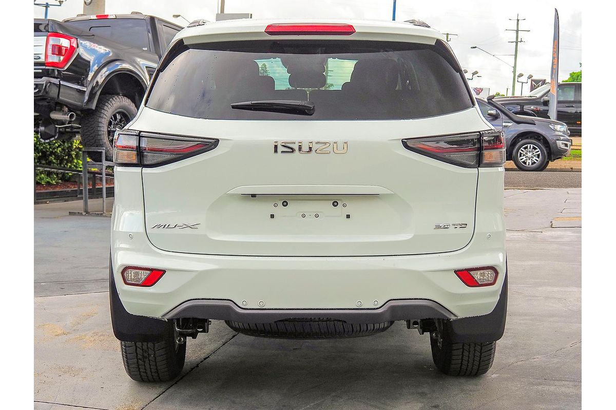 2022 Isuzu MU-X LS-T