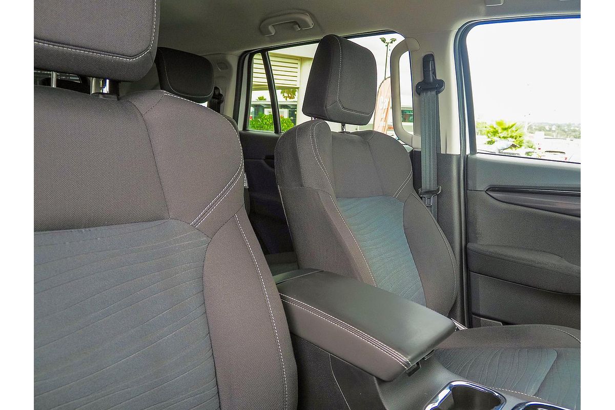 2022 Isuzu MU-X LS-T