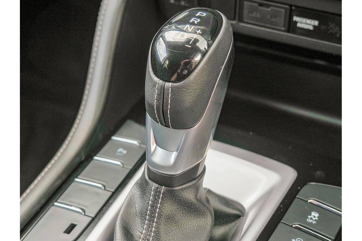 2022 Isuzu MU-X LS-T