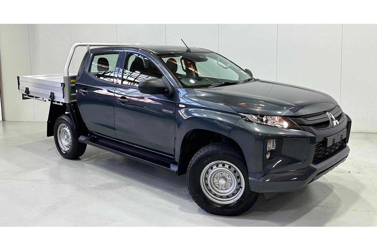 2023 Mitsubishi Triton GLX MR 4X4