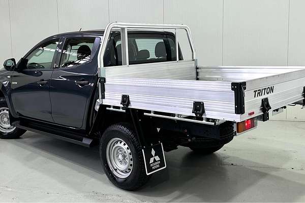 2023 Mitsubishi Triton GLX MR 4X4