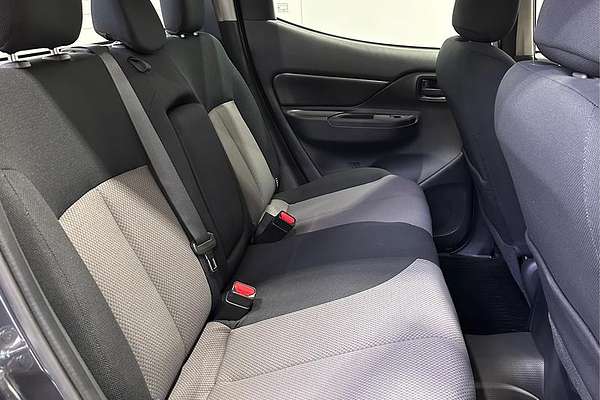 2023 Mitsubishi Triton GLX MR 4X4