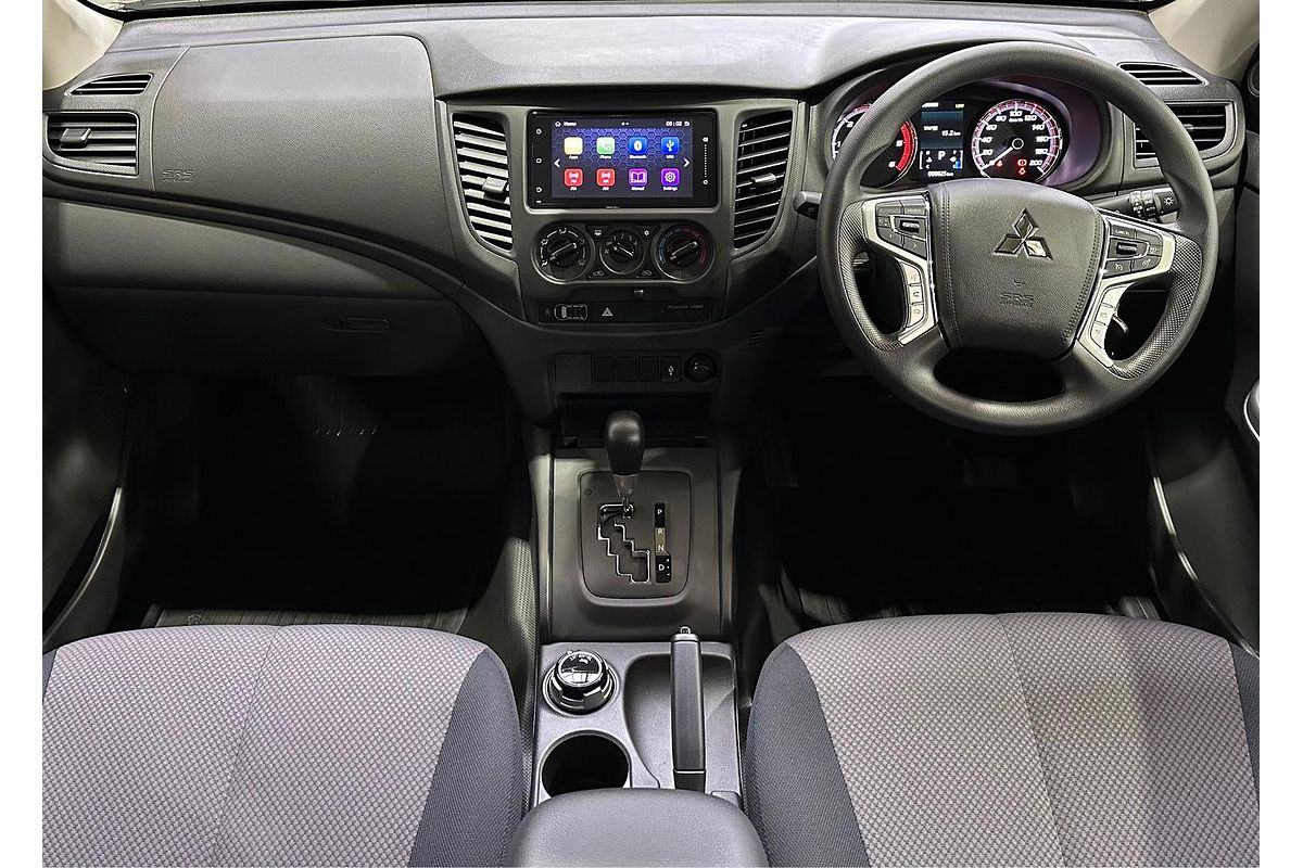 2023 Mitsubishi Triton GLX MR 4X4
