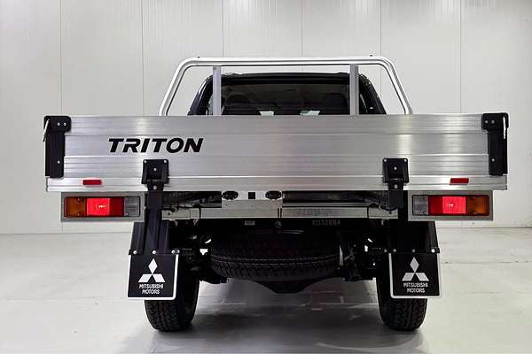 2023 Mitsubishi Triton GLX MR 4X4