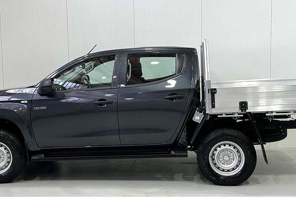 2023 Mitsubishi Triton GLX MR 4X4