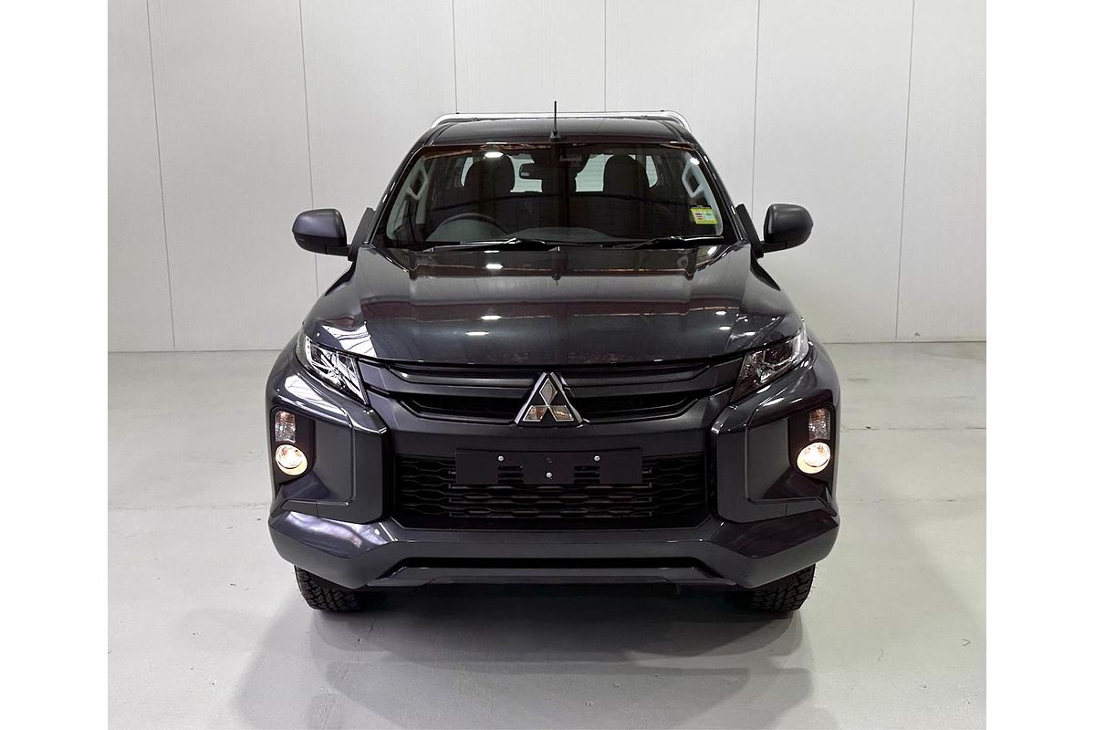 2023 Mitsubishi Triton GLX MR 4X4