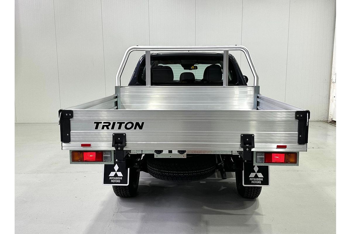 2023 Mitsubishi Triton GLX MR 4X4
