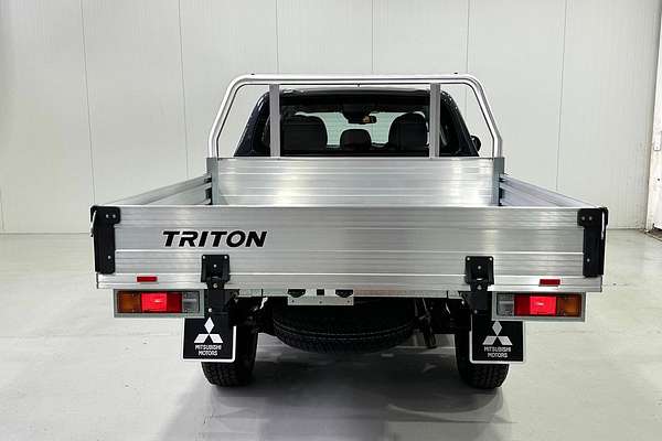 2023 Mitsubishi Triton GLX MR 4X4