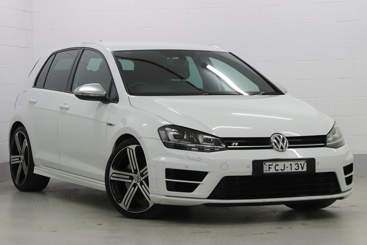 2015 Volkswagen Golf R 7