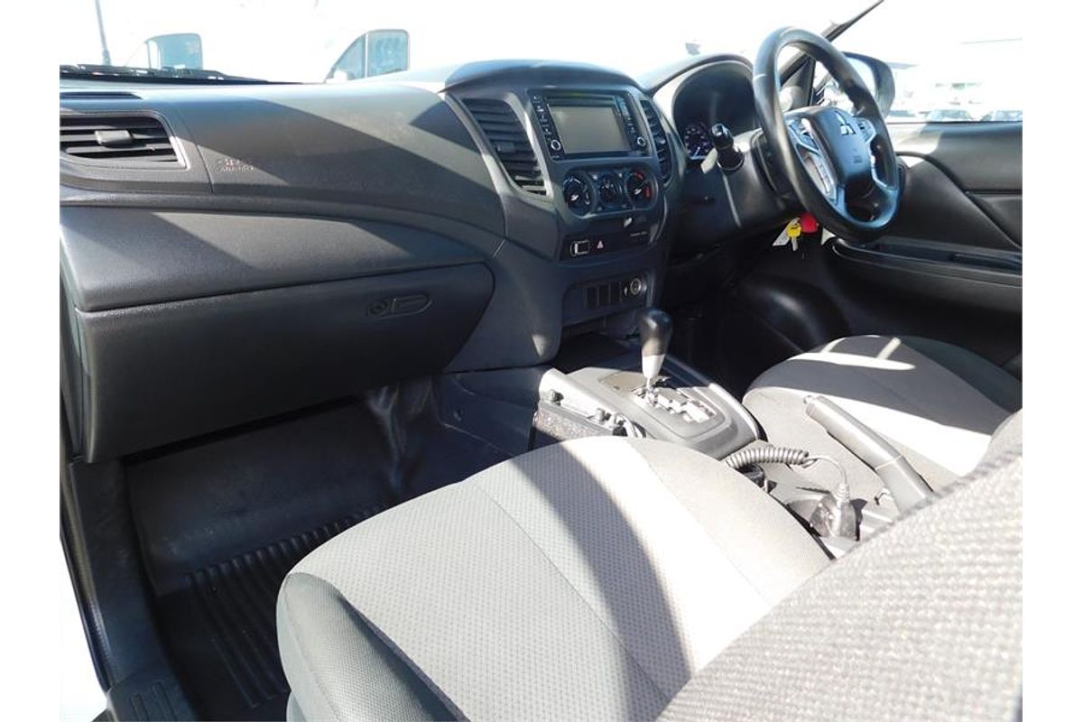 2020 Mitsubishi Triton GLX ADAS MR 4X4