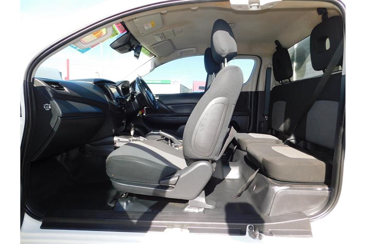 2020 Mitsubishi Triton GLX ADAS MR 4X4