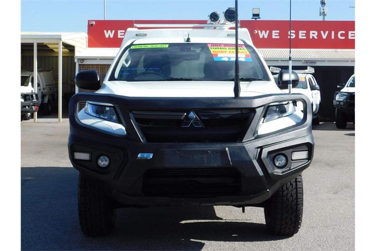 2020 Mitsubishi Triton GLX ADAS MR 4X4