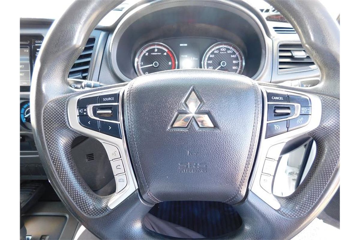 2020 Mitsubishi Triton GLX ADAS MR 4X4
