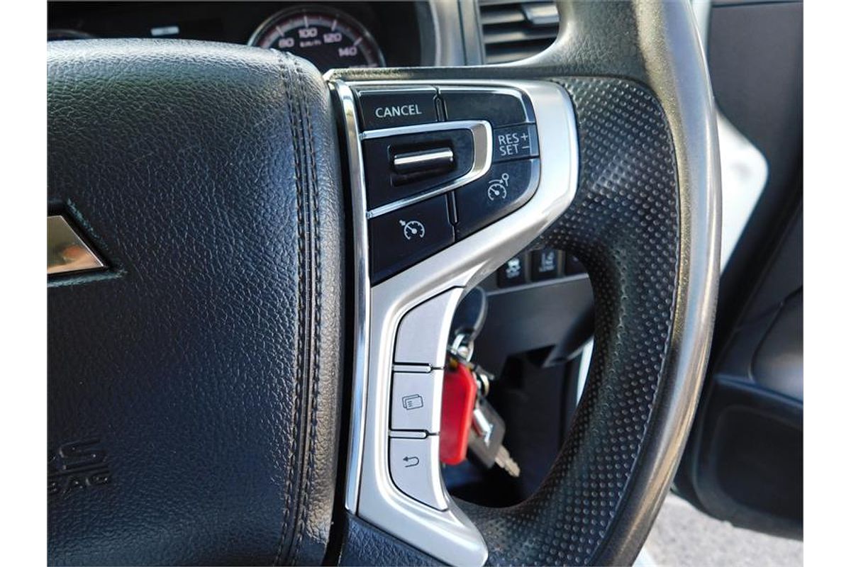 2020 Mitsubishi Triton GLX ADAS MR 4X4