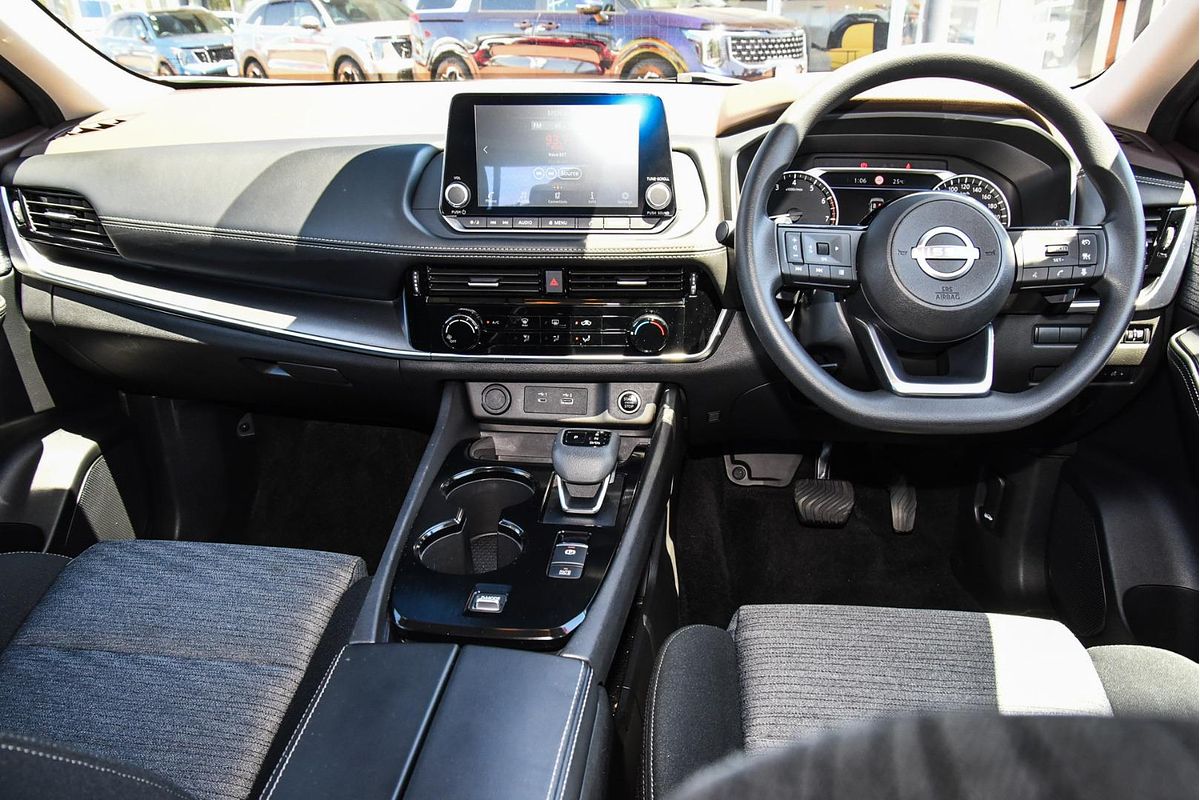 2023 Nissan X-TRAIL ST T33