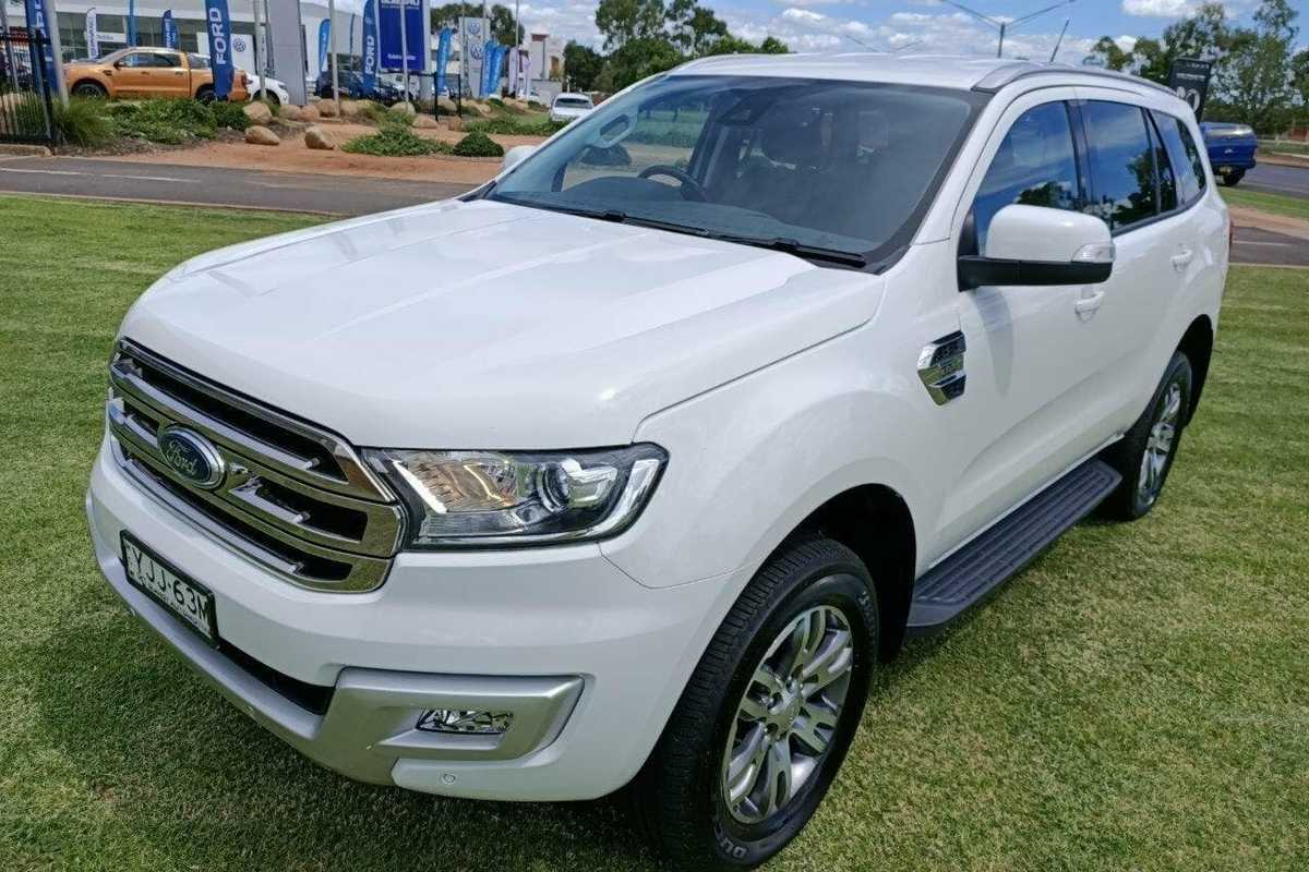 2016 Ford EVEREST Trend UA