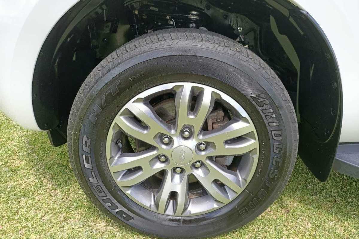 2016 Ford EVEREST Trend UA
