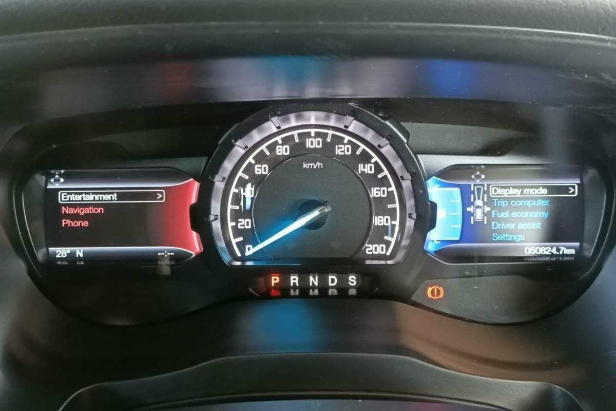 2016 Ford EVEREST Trend UA