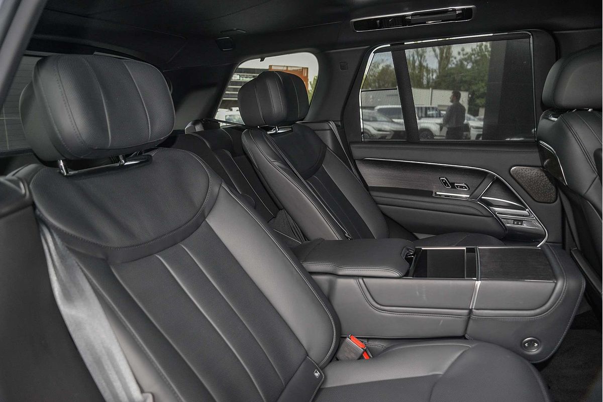 2023 Land Rover Range Rover P530 Autobiography L460