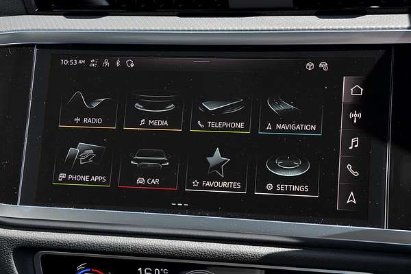 2024 Audi Q3 35 TFSI Dynamic Black F3