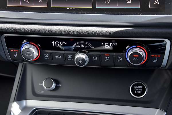 2024 Audi Q3 35 TFSI Dynamic Black F3