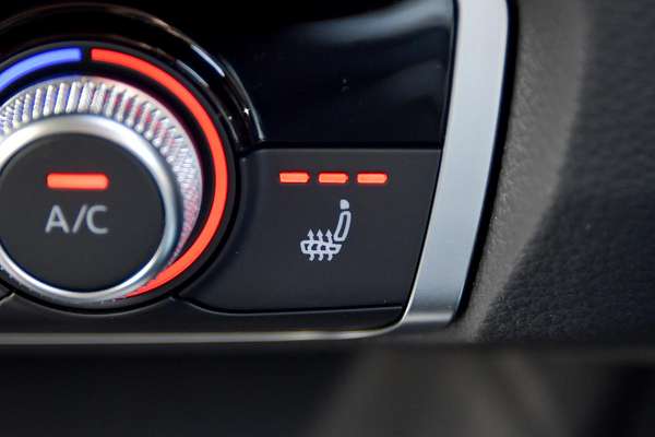 2024 Audi Q3 35 TFSI Dynamic Black F3