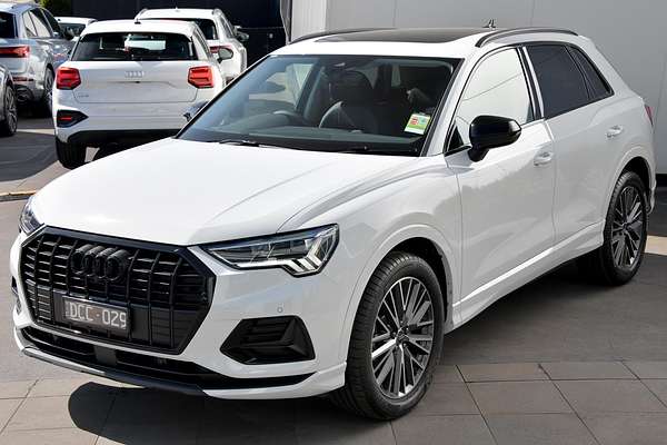 2024 Audi Q3 35 TFSI Dynamic Black F3