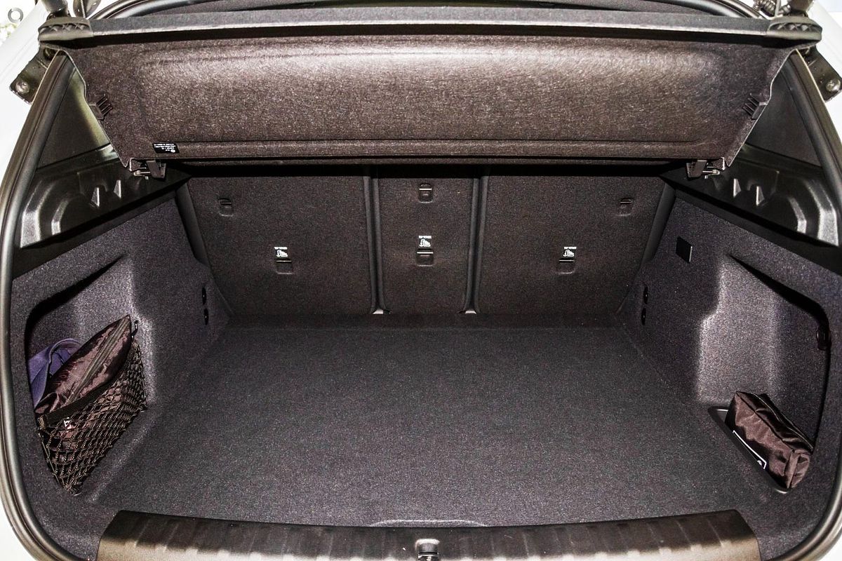 2024 BMW iX1 eDrive20 xLine U11